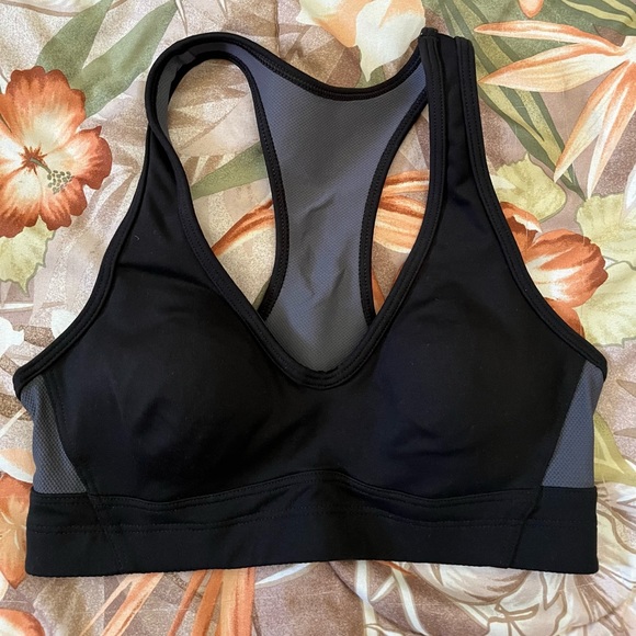 Victoria's Secret Other - Victoria's Secret VSX The Incredible Sports Bra *See Description*